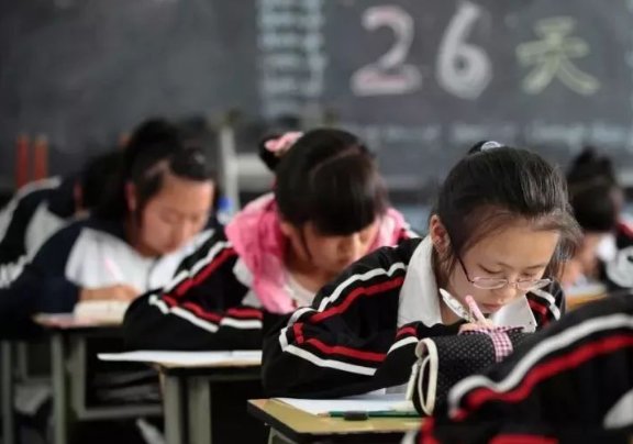 考试时不能带透明胶带吗?为什么?