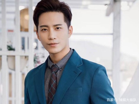 25岁娶娇妻，生下女儿就剃发出家，如今生活幸福，他是谁？