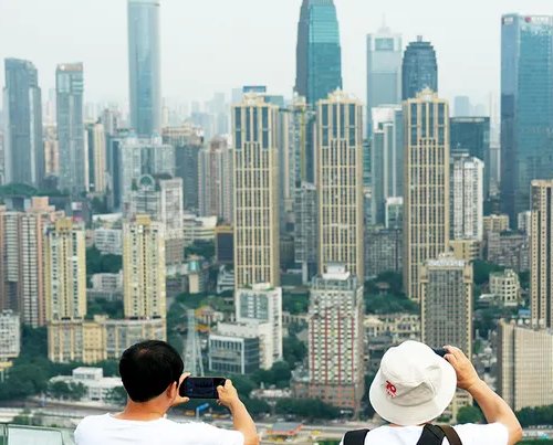 重庆连续接到76起不明臭气群众投诉，到底是什么原因导致的？