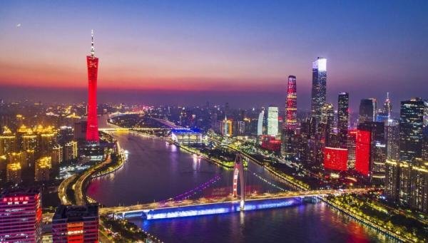 中国第一富村广州猎德村有多壕?