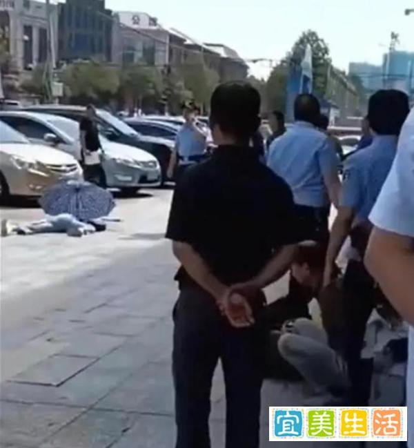 男子办理离婚路上当街杀害妻子，警方已立案调查