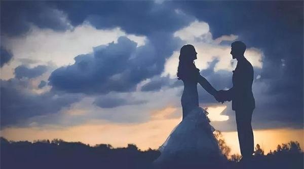 湖南长沙一起丈夫跟踪妻子撞破婚外情引发的奇葩案件