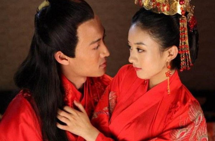 结婚当天晚上要干嘛