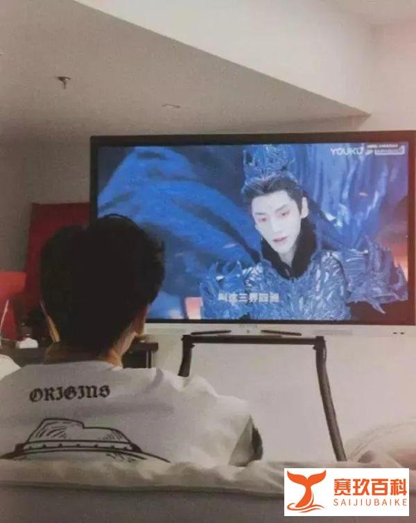《长月烬明》大火,罗云熙却眼窝凹陷瘦脱相,病恹恹状态让人心疼