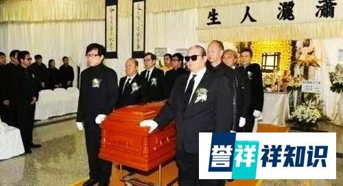 成龙洪金宝为他抬棺，娶小自己29岁娇妻，午马终成“金牌龙套”