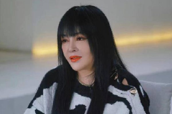 咖啡屋歌曲原唱