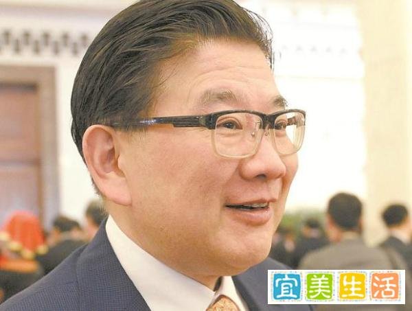 上海知名主持人曹可凡自杀？谣言怎么来的？本人发声明否认！