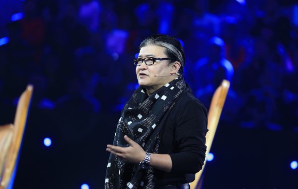 歌手刘欢得了什么病，瞒了12年之久终于“原形毕露”？