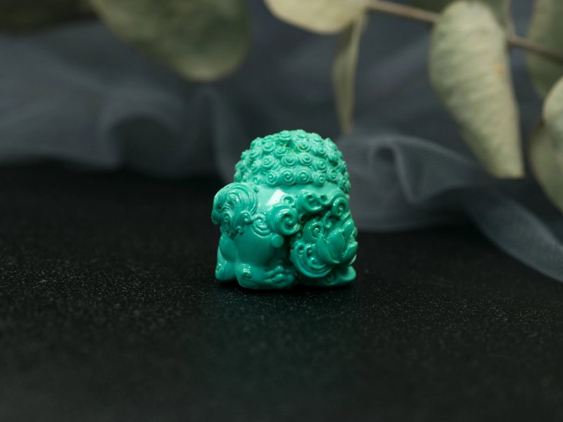 菱镁矿和绿松石的区别
