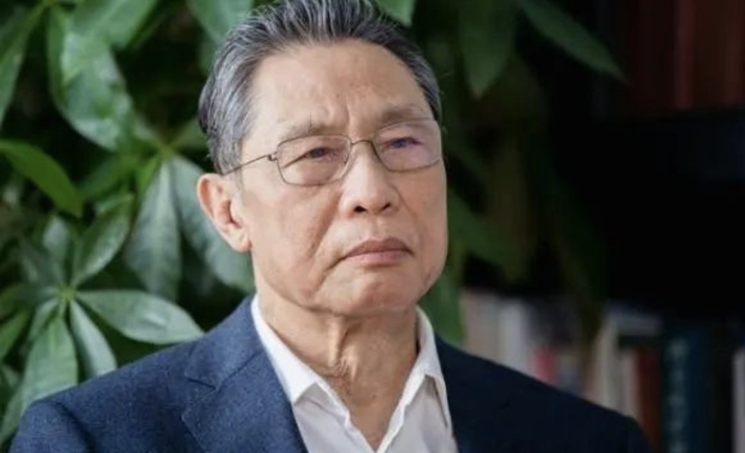 澳门科大学生追星钟南山现场是怎样的,你的偶像是怎样的呢?