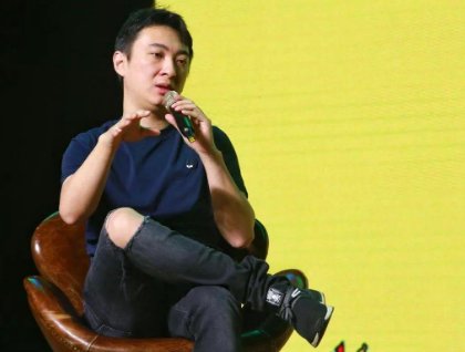 王思聪怼LNG的老板,面对郭麒麟,王思聪是怎么显霸气的?