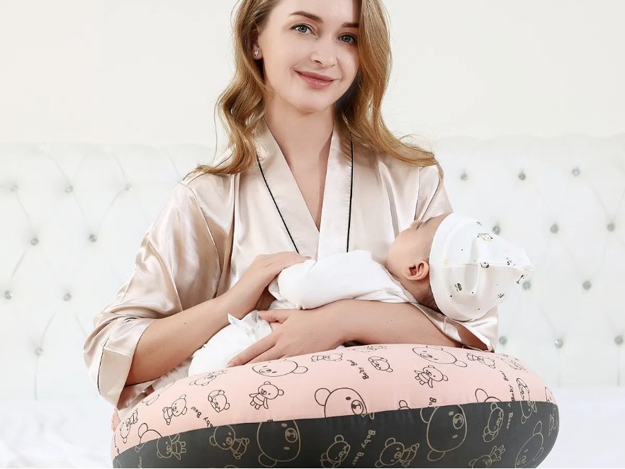 女人梦到自己给婴儿哺乳