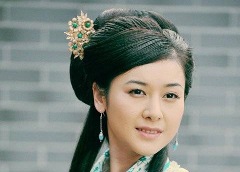 甄锡的生活怎么样?甄锡现在发展的怎么样了?