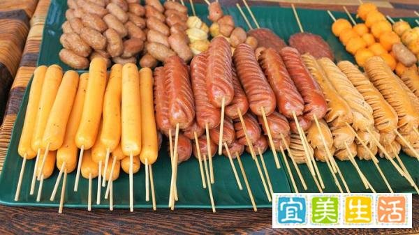 土坑酸菜涉事企业被查封，违规生产食品怎么处理？