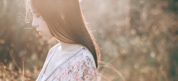 老婆和上司关系暧昧，我愤怒离婚，老婆：不过是逢场作戏