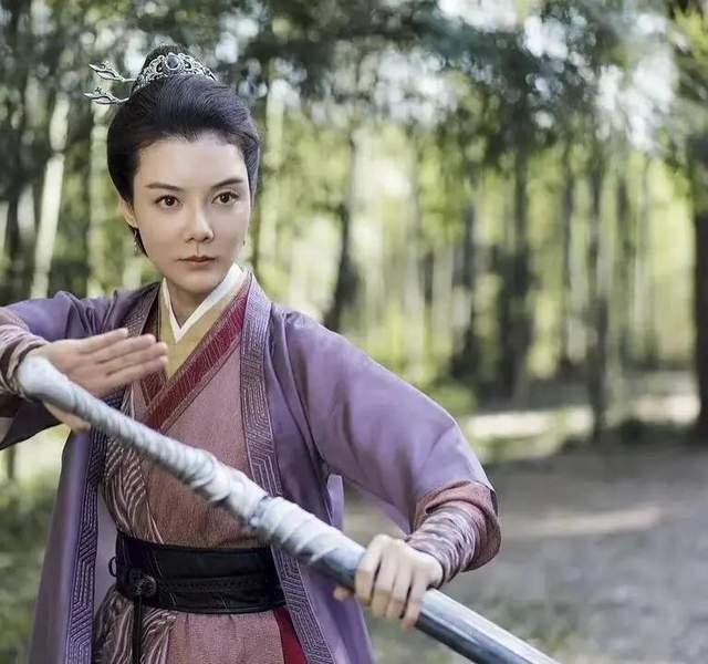 车晓前夫李兆会疑似再婚，现任妻子近照被曝出，两任对比谁更美？