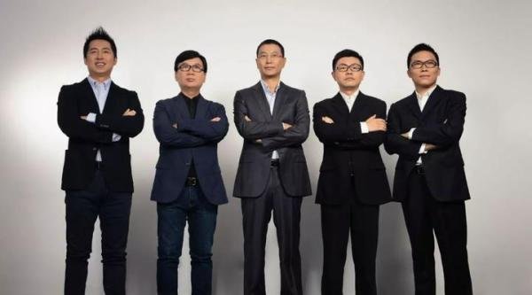 嘀嗒出行招股书解读：5位创始人均为70后，自曝内部不合规事件