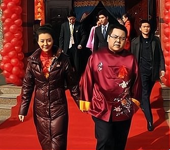 车晓前夫李兆会疑似再婚，现任妻子近照被曝出，两任对比谁更美？