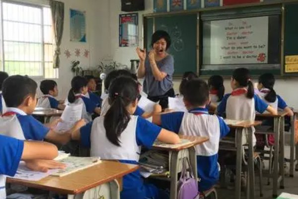谈谈你对教育技术定义的理解