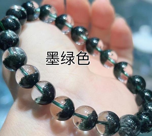 详解天然绿幽灵水晶,一篇即毕业!