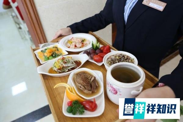 在家玩手机不如考个营养师: 薪资过万!在月子中心当营养师真的很香!!!
