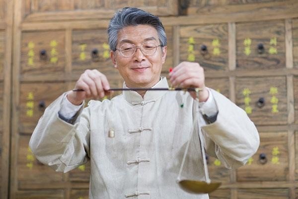 家传中医怎么考证